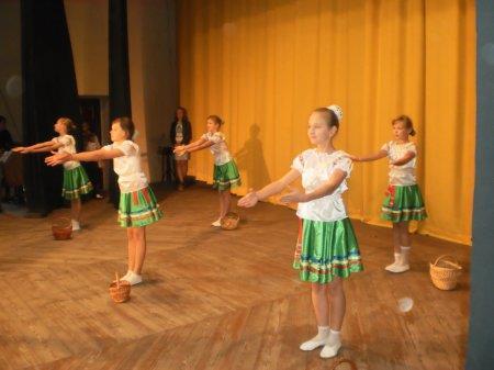 Фестиваль-конкурс обдарованої молоді "Ми - талановиті"