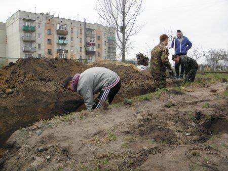Стартували навчально-польові збори