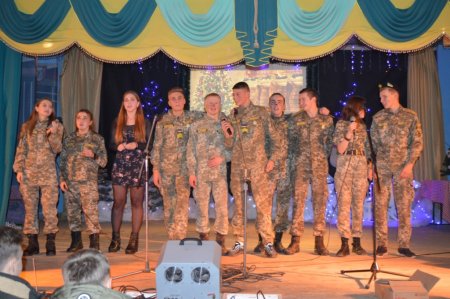 Новорічні казки випускників