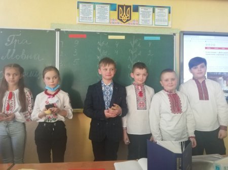 Триває декада української мови та літератури