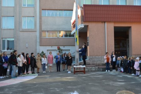 Урочисте свято для першокласників