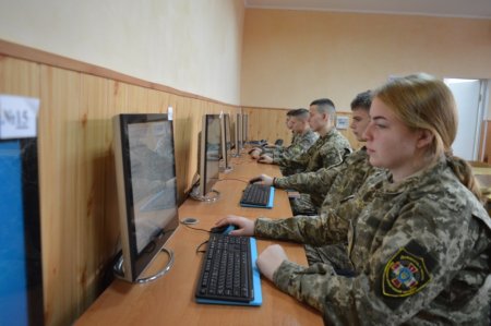 Моніторинг учнів 10-х класів