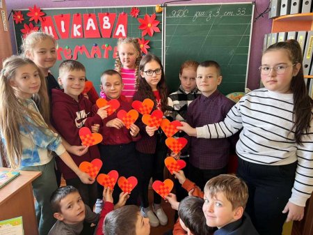 Четвертий день кольорового тижня – червоний!