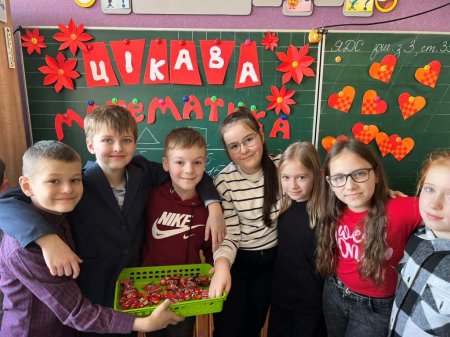 Четвертий день кольорового тижня – червоний!